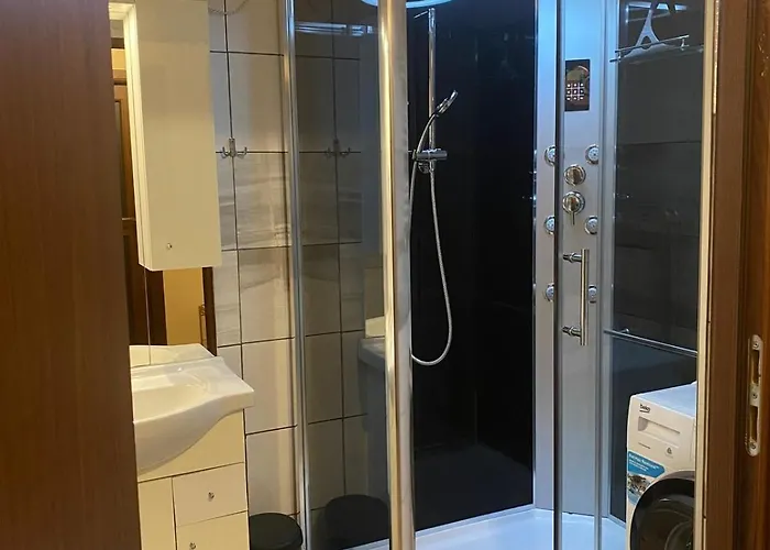 아파트 Artystyczne Mieszkanie Z Dusza 코워브제크